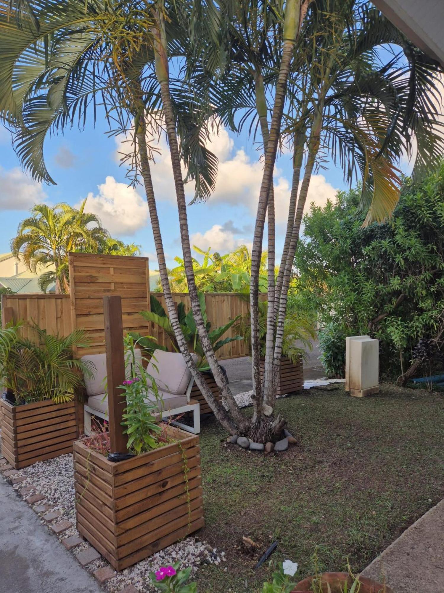 Maison Charmante A Sainte-Anne Avec Jardin Et Pergola En Bois. Exterior foto